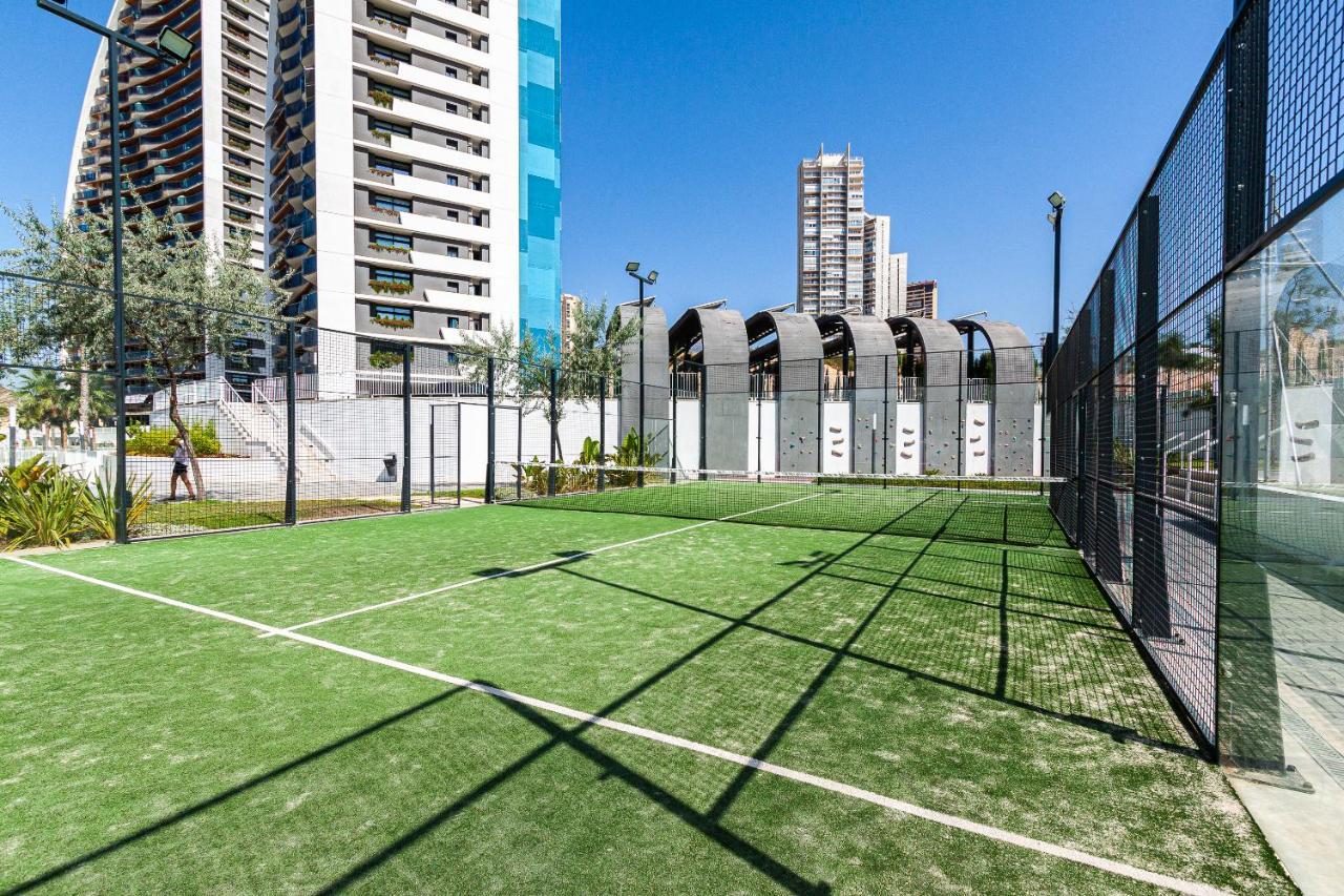 Sunset Waves Superb Apartments بينايدورم المظهر الخارجي الصورة